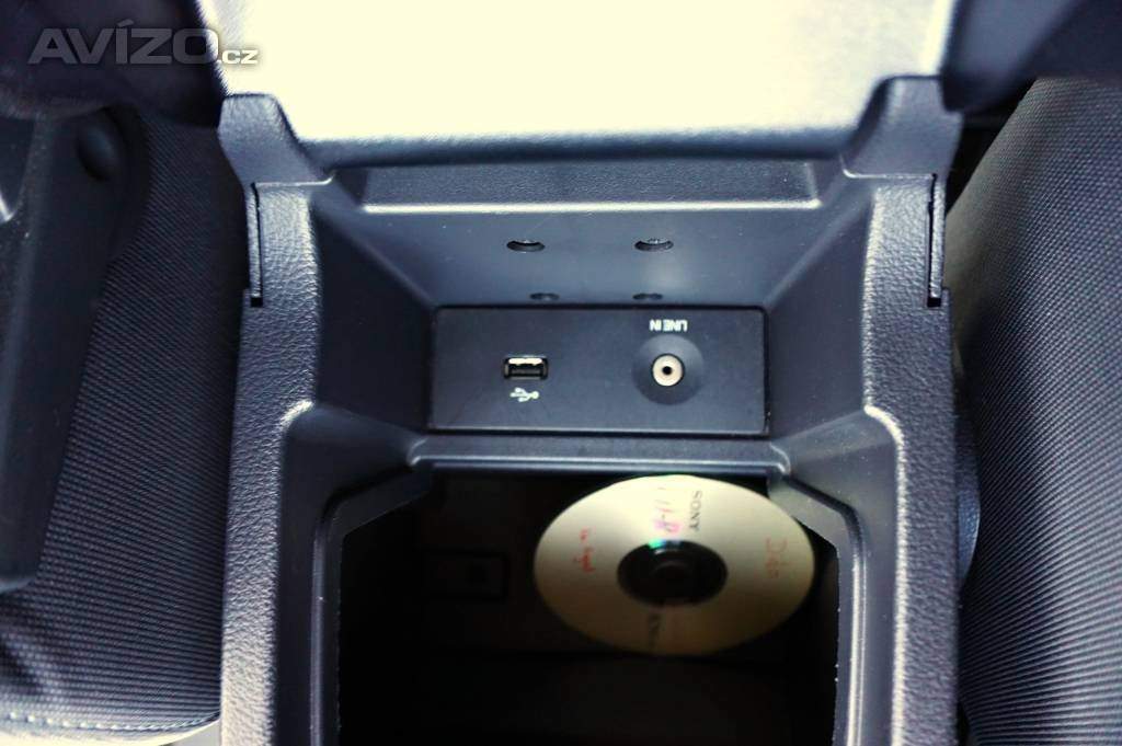 Foto inzerátu Ford Focus TREND 1,6 16V 77 kW