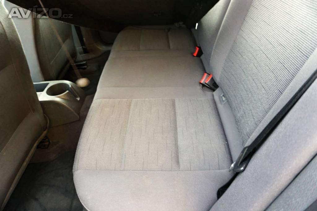 Foto inzerátu Volkswagen Golf TRENDLINE 1,4 16V 55 kW