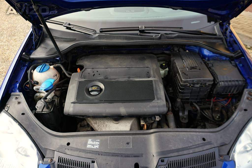 Foto inzerátu Volkswagen Golf TRENDLINE 1,4 16V 55 kW