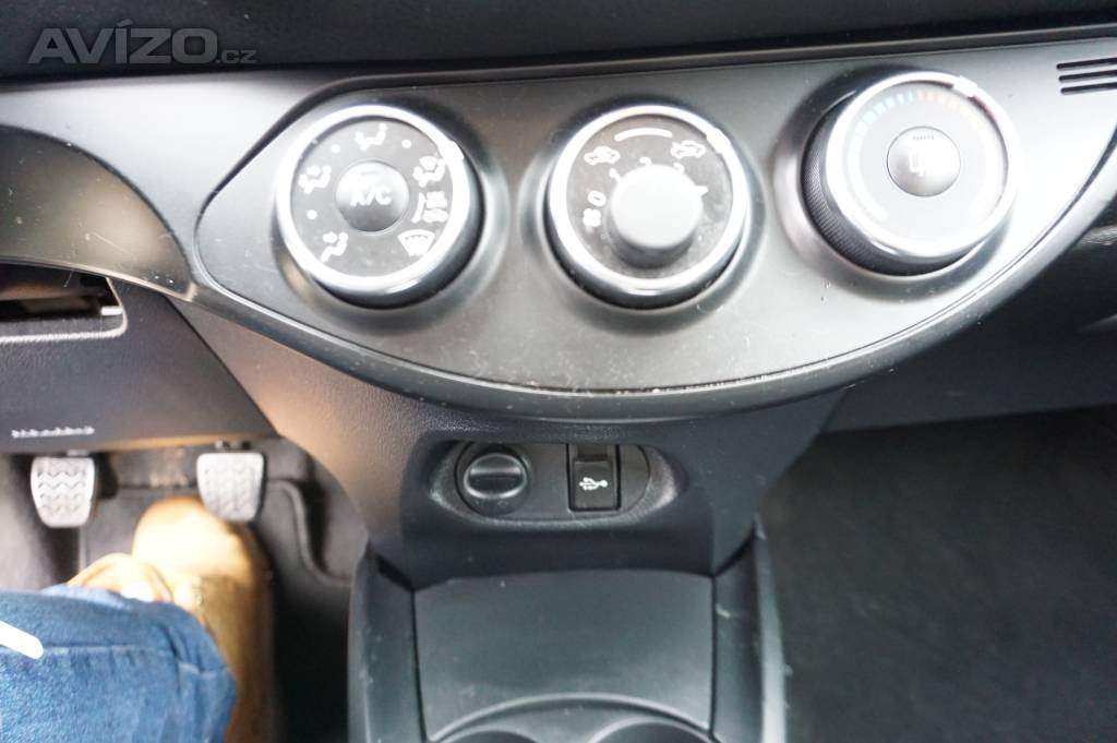 Foto inzerátu Toyota Yaris COMFORT 1,5 VVTi 82 kW