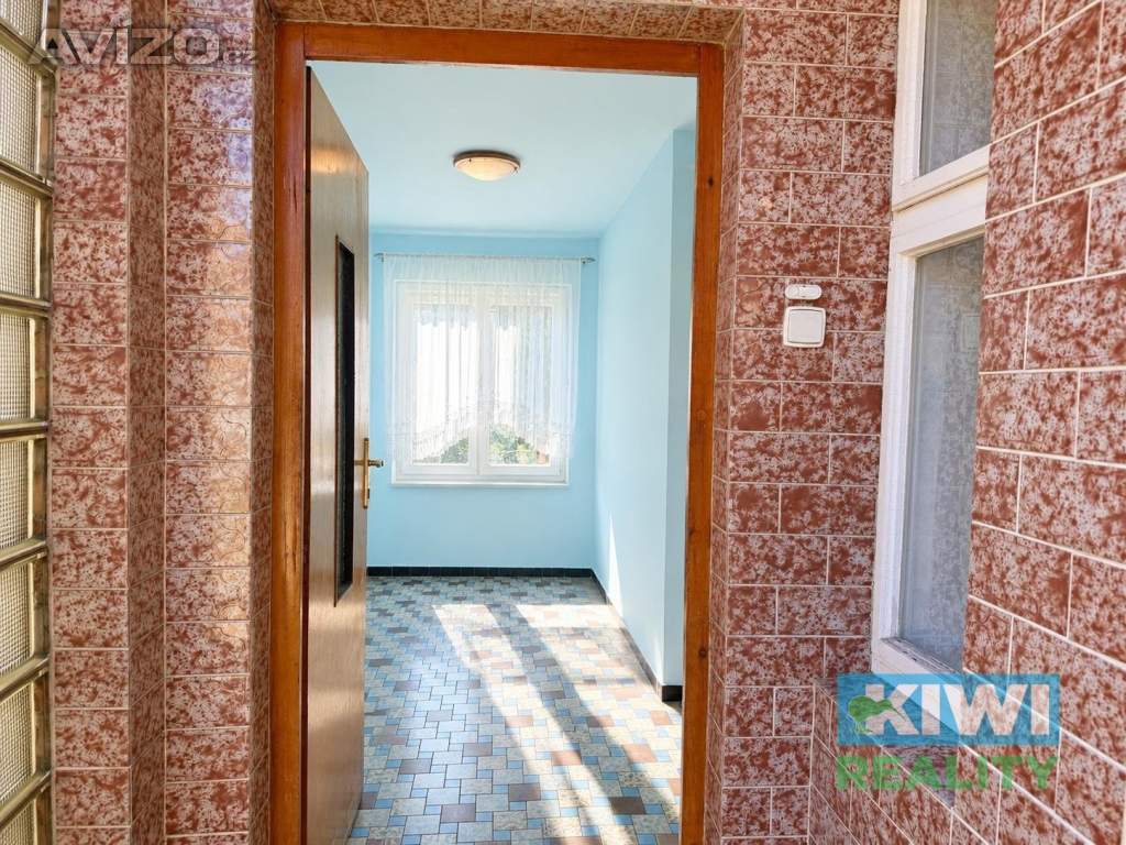Foto inzerátu Prodej, rodinný dům, dvě bytové jednotky, pozemek 1000 m2, Slavkov u Opavy