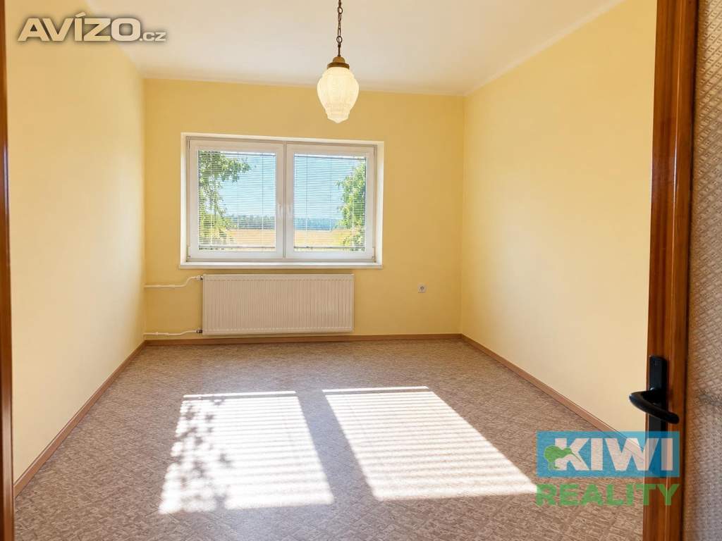 Foto inzerátu Prodej, rodinný dům, dvě bytové jednotky, pozemek 1000 m2, Slavkov u Opavy