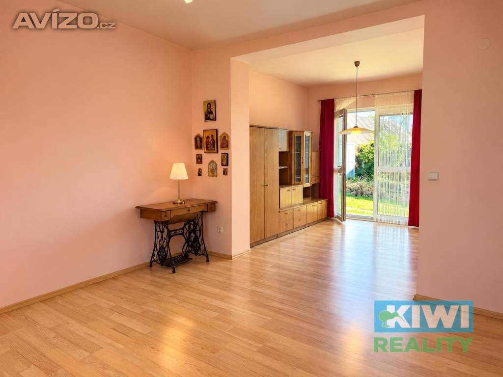 Foto inzerátu Prodej, rodinný dům, dvě bytové jednotky, pozemek 1000 m2, Slavkov u Opavy