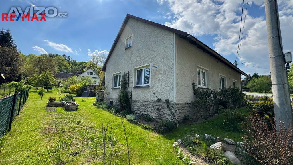 Prodej rodinného domu 3+1 s pozemky 3 482m2, Oskava - Třemešek