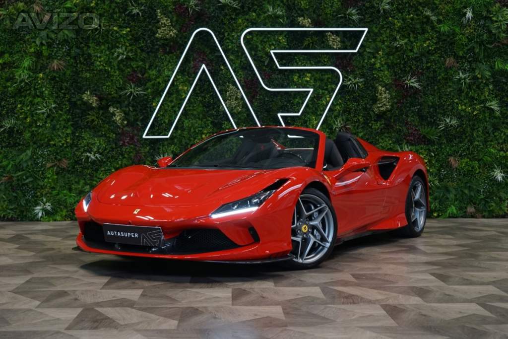 Ferrari F8 SPIDER*LIFT*CARBON*ZÁRUKA