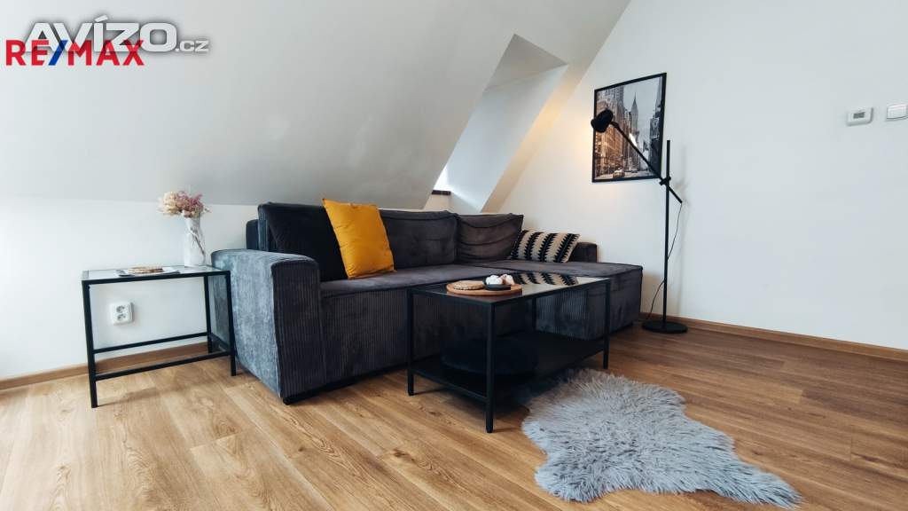 Pronájem bytu 2+kk, cca 60 m² v centru města Letohrad s parkováním ve vnitrobloku