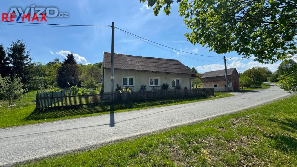 Prodej rodinného domu 3+1 s pozemky cca 1 559 m2, Oskava - Třemešek