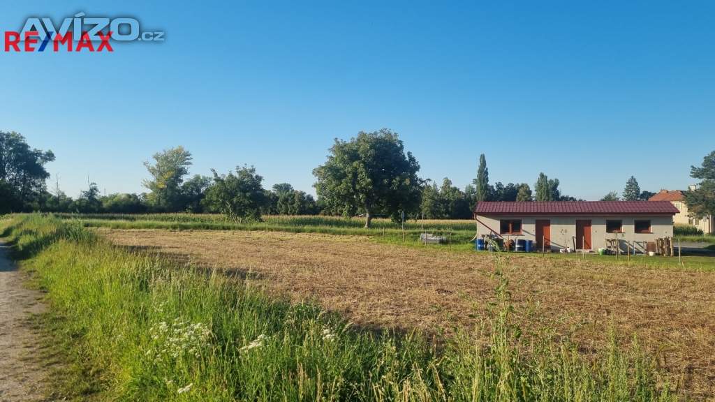 Nabízíme pozemek v obci Doloplazy u Prostějova o ploše 840 m2 s možností výstavby RD