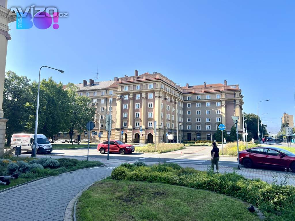 Pronájem zavedené restaurace 206 m², zahrádka 67 m², Ostrava-Poruba