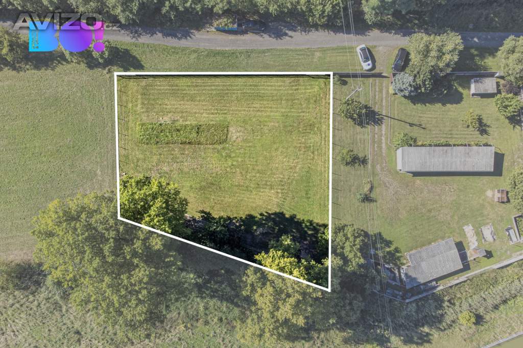 Prodej pozemku určeného k bydlení, 1 565 m², Zadražany - Nepolisy okres Hradec Králové