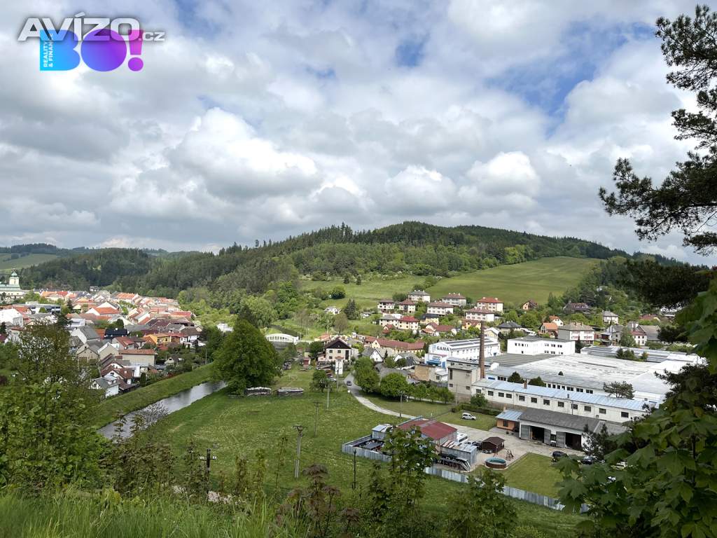 Foto inzerátu Prodej stavebního pozemku s rodinným domem, Jimramov