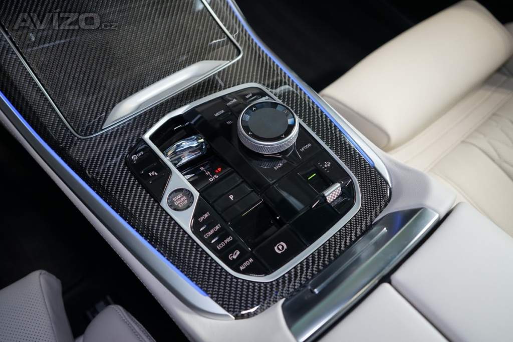 Foto inzerátu BMW X5 40d*xDRIVE*PANO*H/K*MASÁŽ*TAŽ*