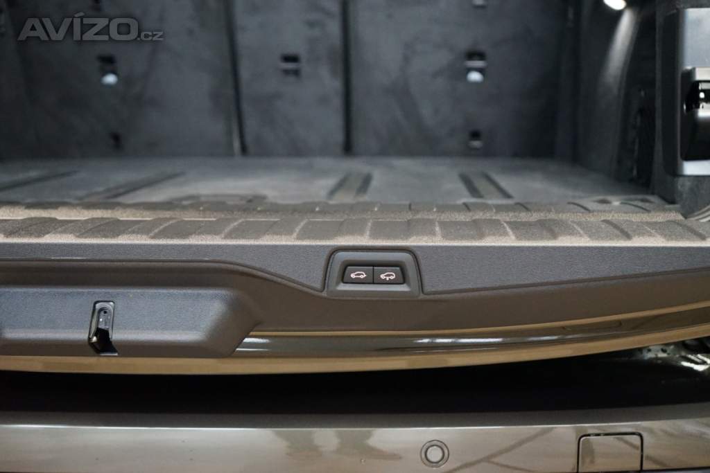 Foto inzerátu BMW X5 40d*xDRIVE*PANO*H/K*MASÁŽ*TAŽ*