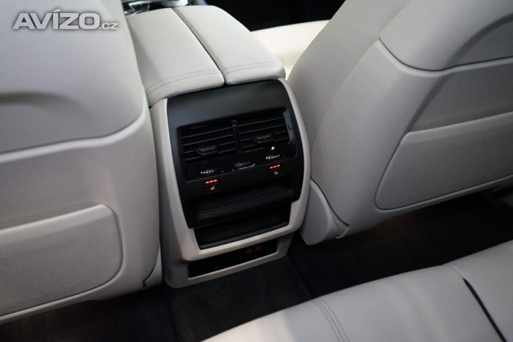 Foto inzerátu BMW X5 40d*xDRIVE*PANO*H/K*MASÁŽ*TAŽ*