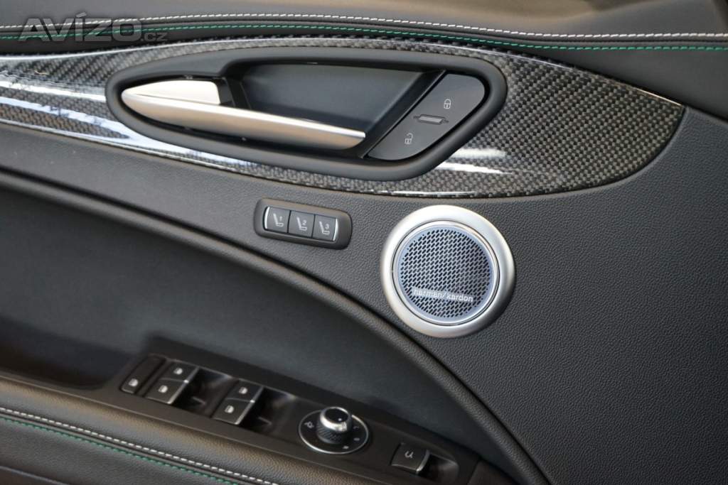 Foto inzerátu Alfa Romeo Stelvio QUADRIFOGLIO*H/K*Q4*CAMERA*CAR