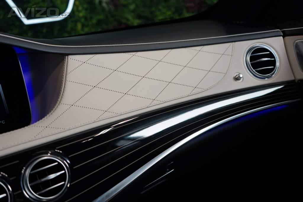 Foto inzerátu Mercedes-Benz 560*4M*AMG*LONG*360*MASÁŽ*EXCL