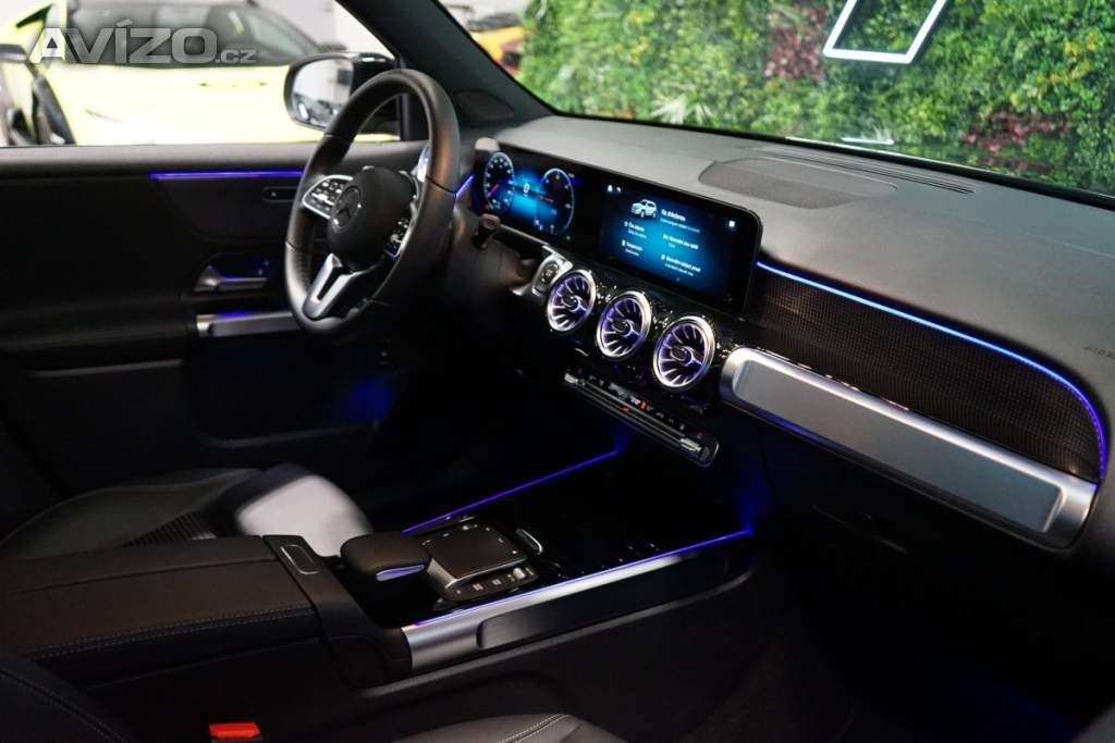 Foto inzerátu Mercedes-Benz EQB 300*4M*PANO*CAMERA*CZ*LED*