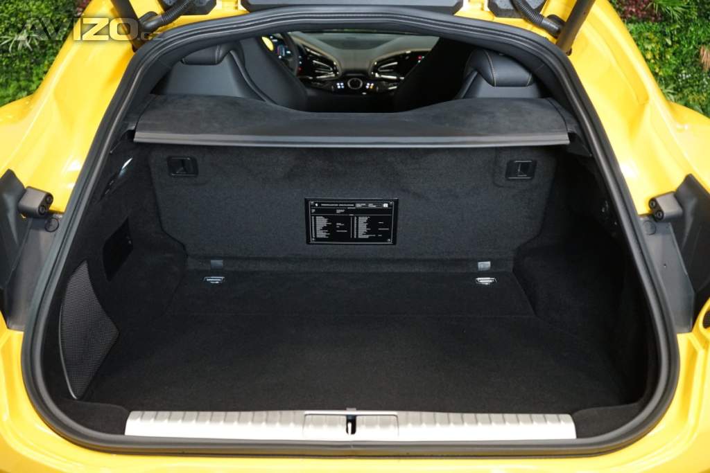 Foto inzerátu Ferrari Purosangue CARBON*LIFT*GIALLO MODENA*