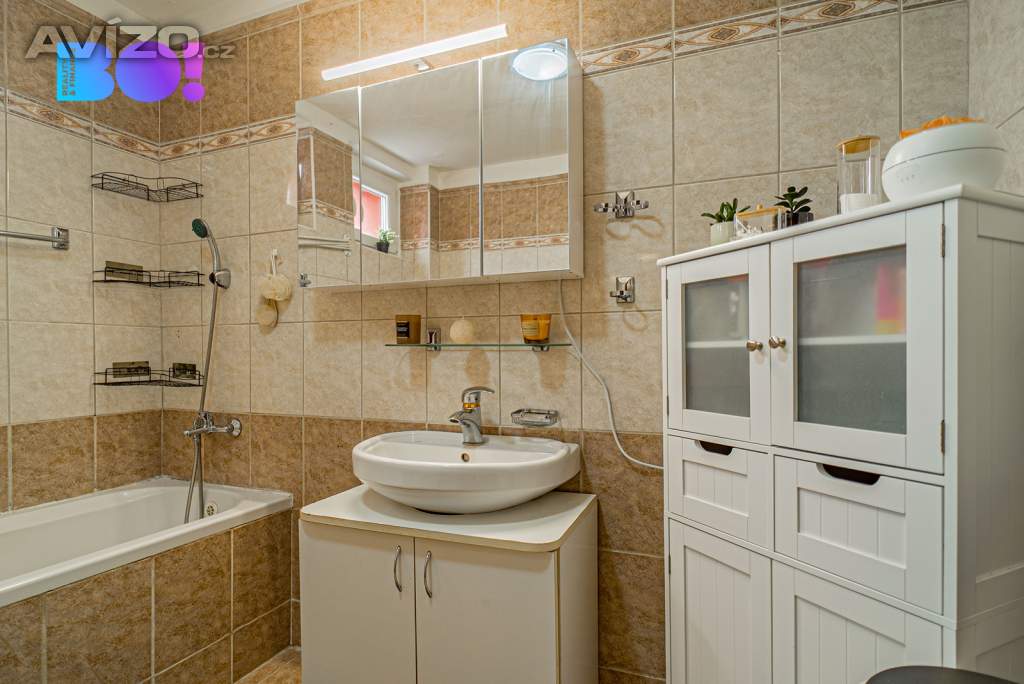 Foto inzerátu Vícegenerační rodinný dům se třemi bytovými jednotkami – Karviná