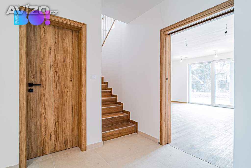 Foto inzerátu Prodej řadového rodinného domu, 4+KK, Čeladná