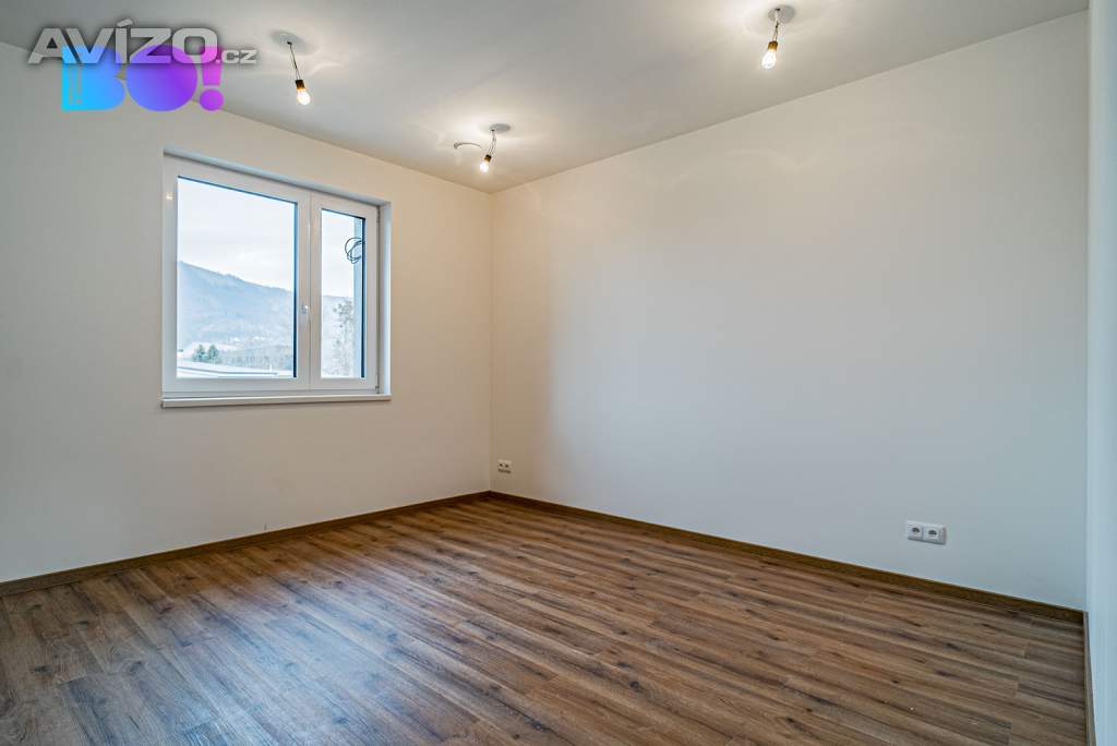 Foto inzerátu Prodej řadového rodinného domu, 4+KK, Čeladná