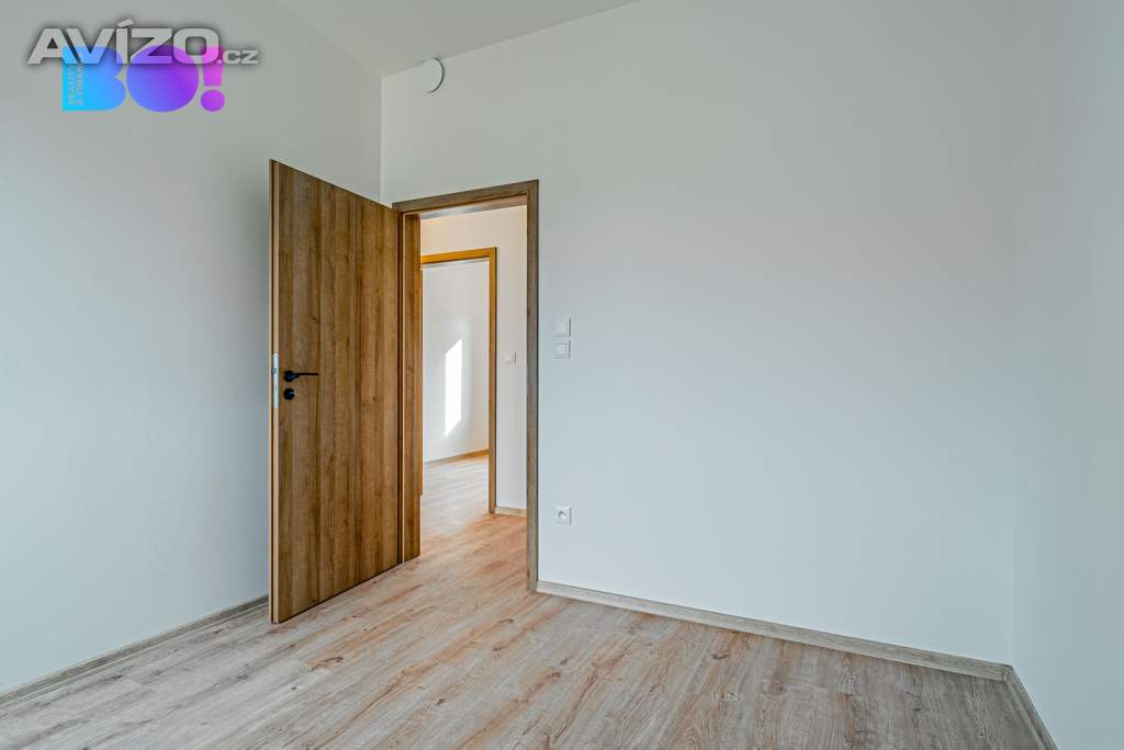 Foto inzerátu Prodej řadového rodinného domu, 4+KK, Čeladná