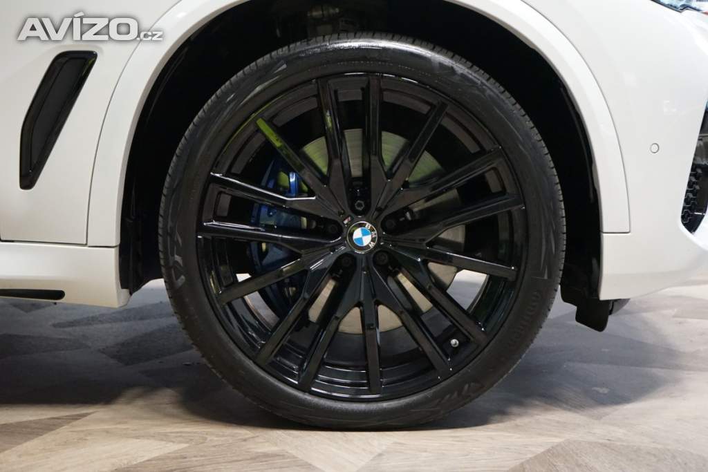 Foto inzerátu BMW X5 M50d*xDRIVE*VZDUCH*MASÁŽ*360*H