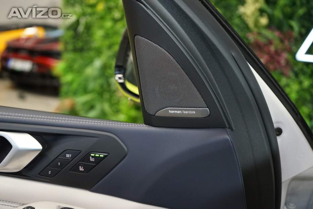 Foto inzerátu BMW X5 M50d*xDRIVE*VZDUCH*MASÁŽ*360*H