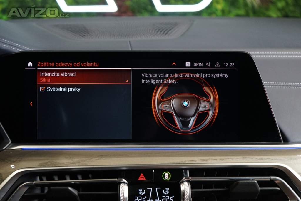 Foto inzerátu BMW X5 M50d*xDRIVE*VZDUCH*MASÁŽ*360*H