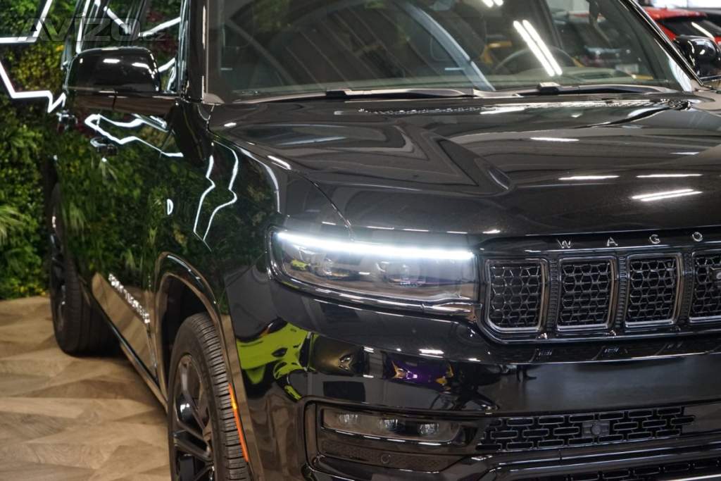 Foto inzerátu Jeep Grand Wagoneer SERIES2*360*MASÁŽ*MULTIMEDIA*7