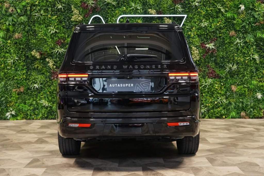 Foto inzerátu Jeep Grand Wagoneer SERIES2*360*MASÁŽ*MULTIMEDIA*7