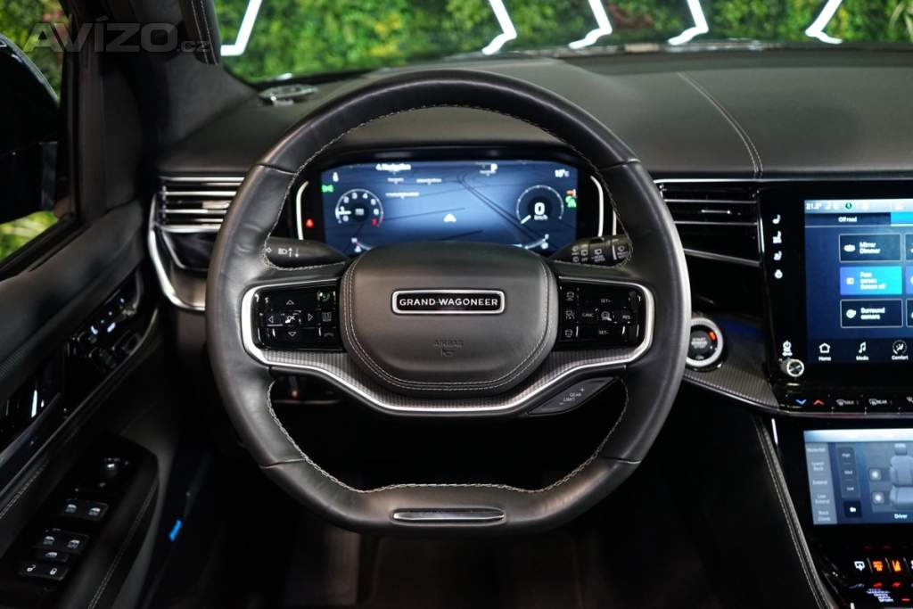 Foto inzerátu Jeep Grand Wagoneer SERIES2*360*MASÁŽ*MULTIMEDIA*7