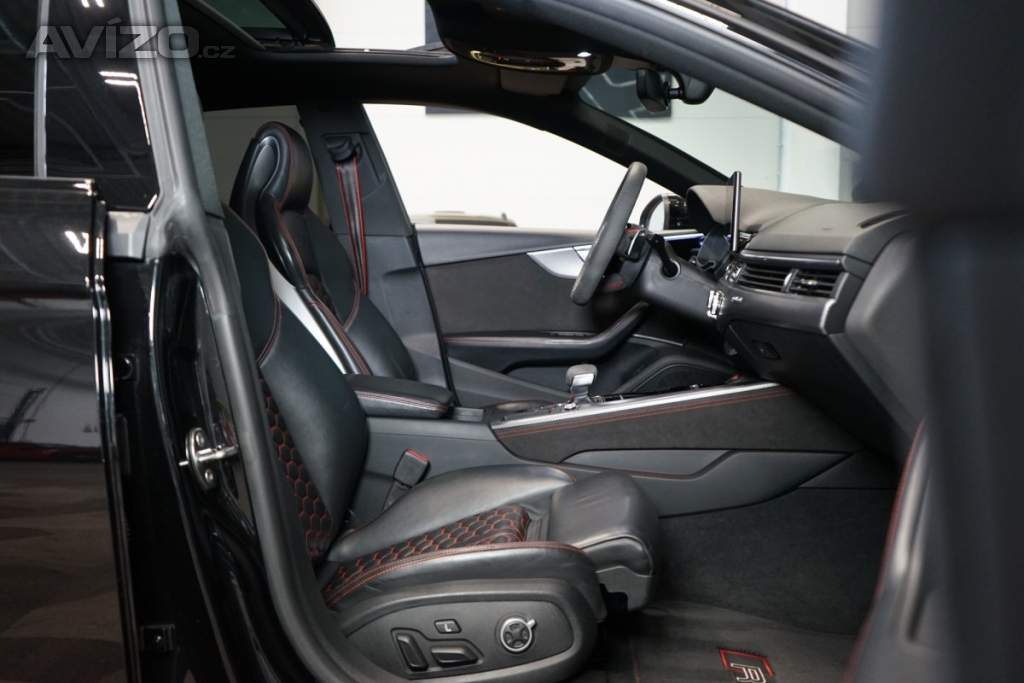 Foto inzerátu Audi RS 5 SPORTBACK*PANO*ZÁRUKA*360*B&O*