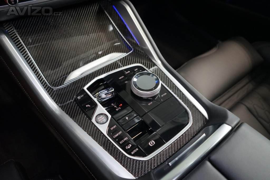 Foto inzerátu BMW X6 M60i*xDRIVE*NIGHT VISION*PANO*