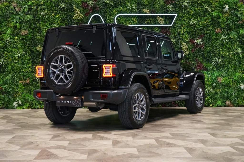 Foto inzerátu Jeep Wrangler UNLIMITED*SAHARA*4Xe*HYBRID*CZ