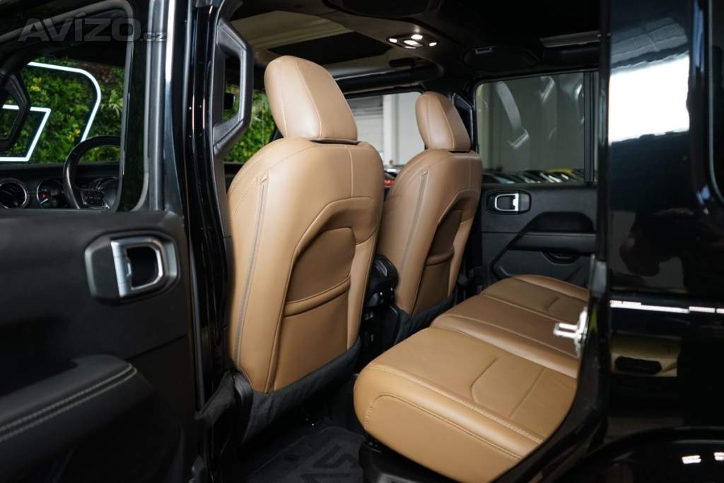 Foto inzerátu Jeep Wrangler UNLIMITED*SAHARA*4Xe*HYBRID*CZ