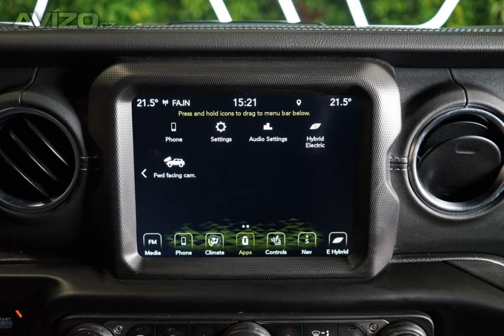 Foto inzerátu Jeep Wrangler UNLIMITED*SAHARA*4Xe*HYBRID*CZ