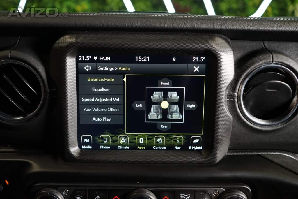 Foto inzerátu Jeep Wrangler UNLIMITED*SAHARA*4Xe*HYBRID*CZ