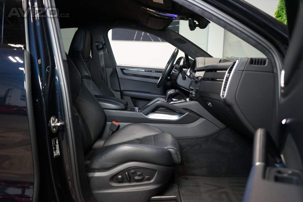 Foto inzerátu Porsche Cayenne TURBO GT*PDCC*PASM*PCCB*360*CA