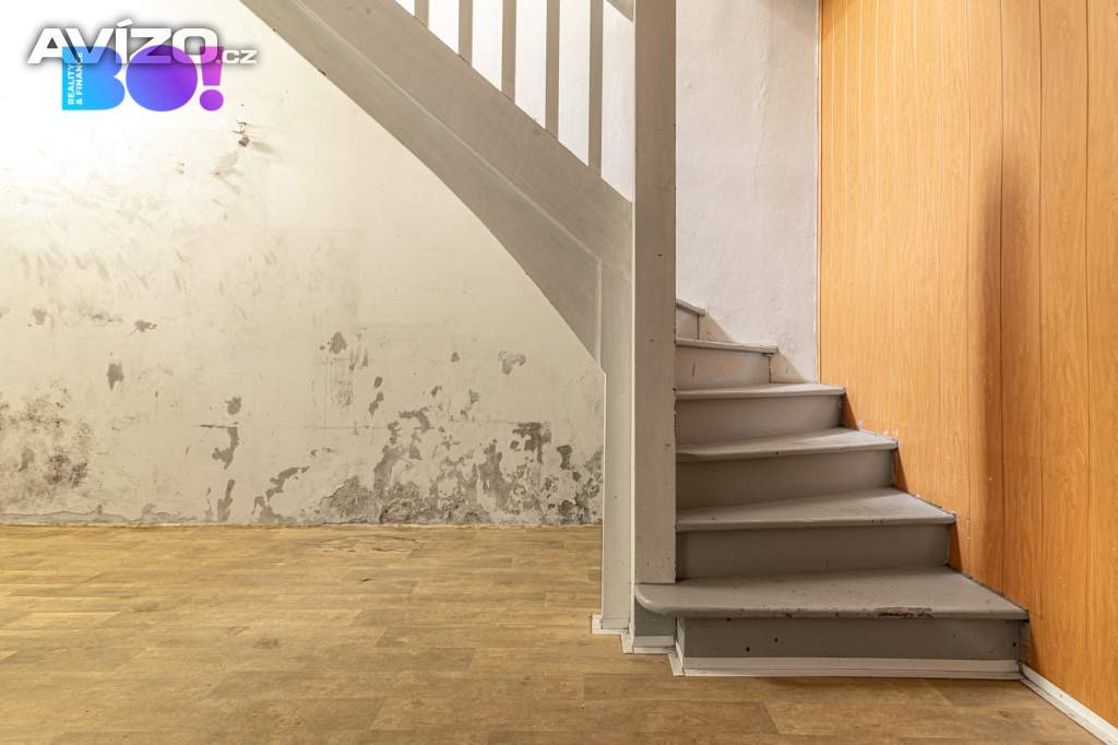 Foto inzerátu Prodej rodinného domu, 489 m², Kostelec nad Černými lesy okres Praha východ