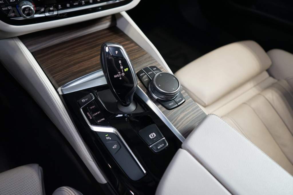 Foto inzerátu BMW 30d*xDRIVE*TOURING*360*HUD*TAŽ