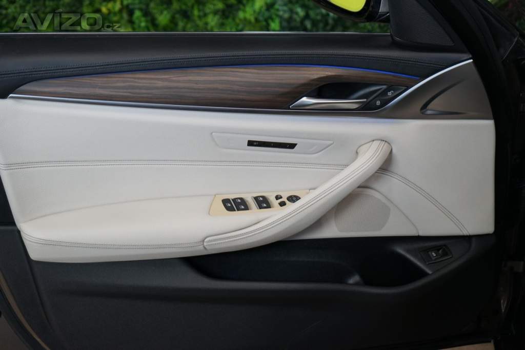 Foto inzerátu BMW 30d*xDRIVE*TOURING*360*HUD*TAŽ