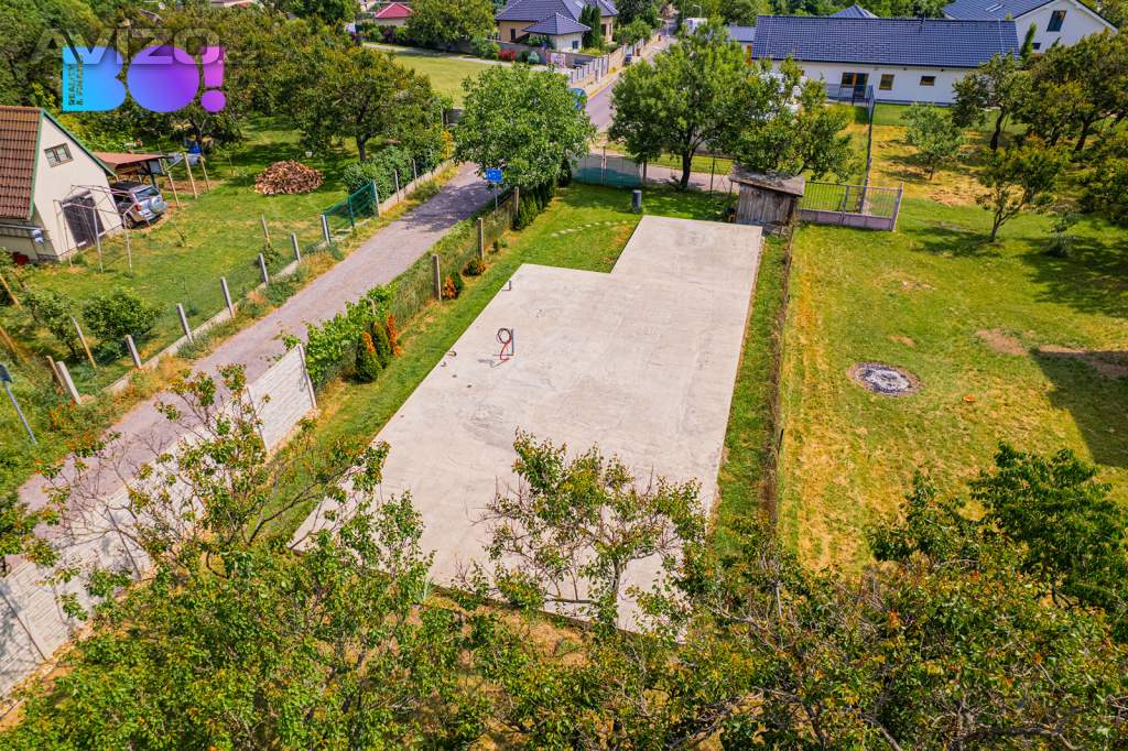 Foto inzerátu Prodej stavebního pozemku, 1021 m², Dobšice, okres Znojmo