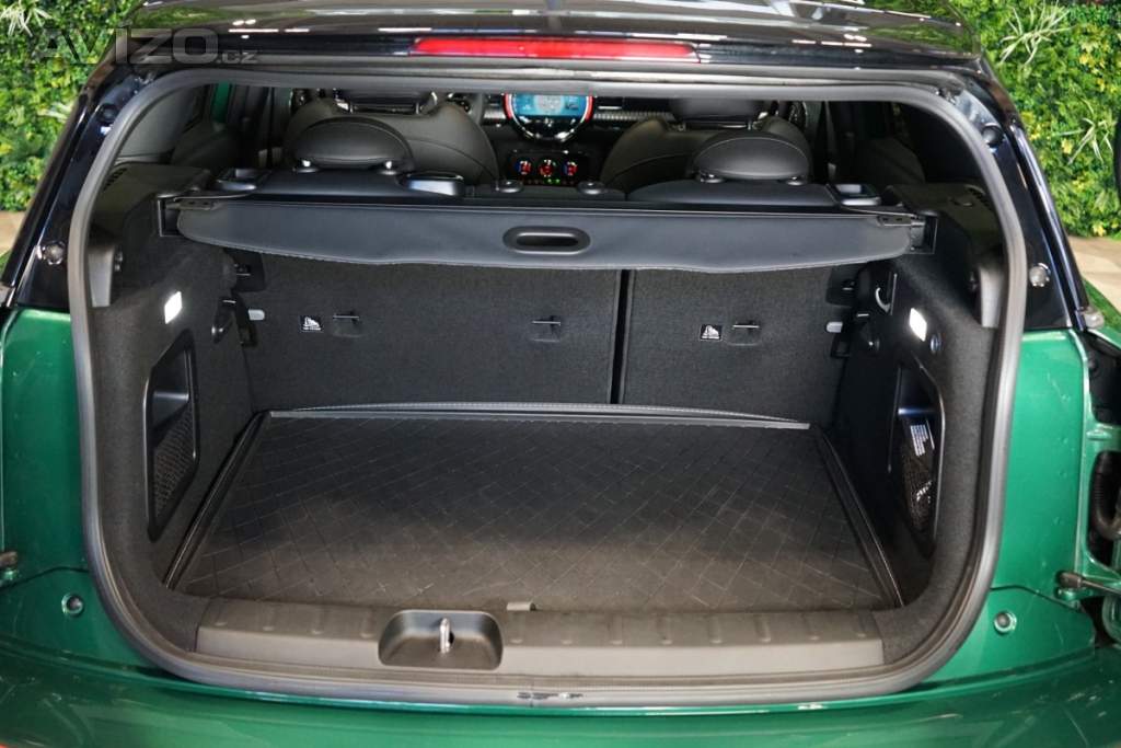 Foto inzerátu Mini Clubman JCW*2.0*PANO*H/K*CAMERA*CARPLA