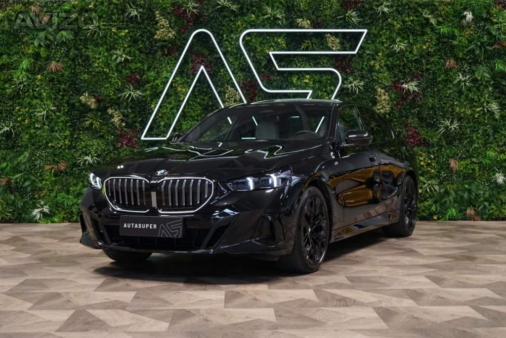 BMW 20d*xDRIVE*TAŽ*HUD*H/K*360*SER