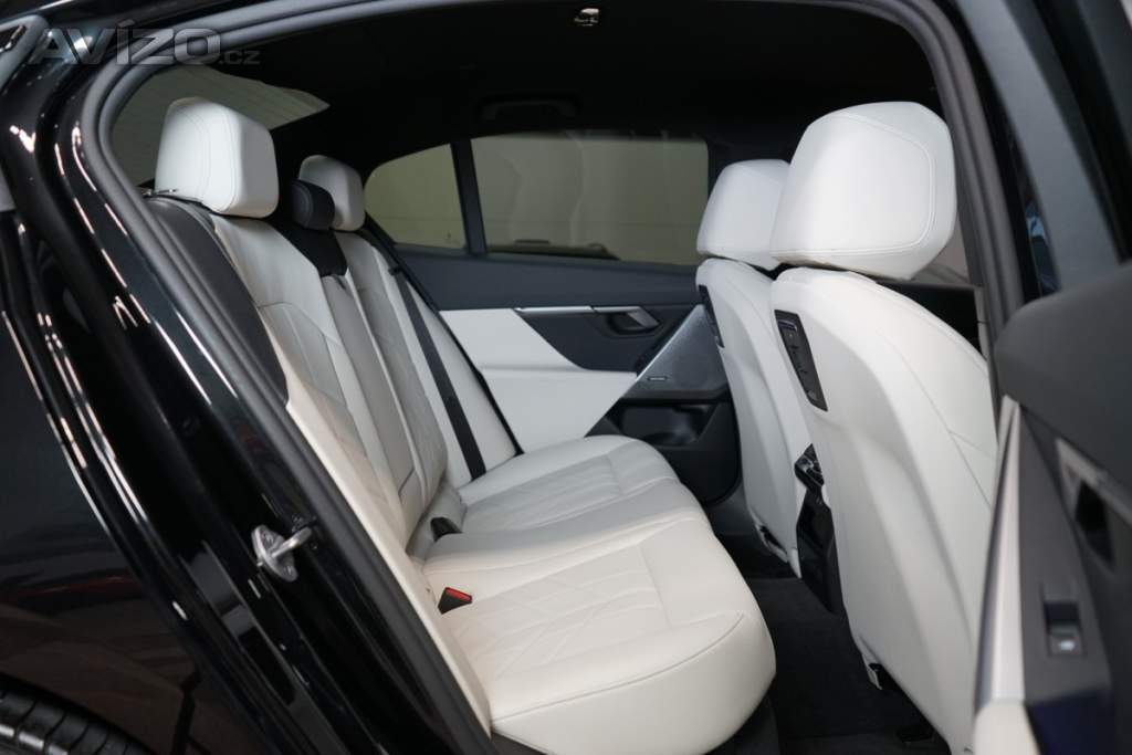 Foto inzerátu BMW 20d*xDRIVE*TAŽ*HUD*H/K*360*SER