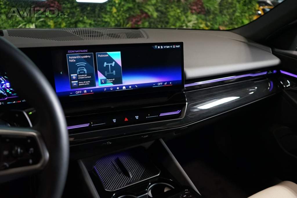 Foto inzerátu BMW 20d*xDRIVE*TAŽ*HUD*H/K*360*SER