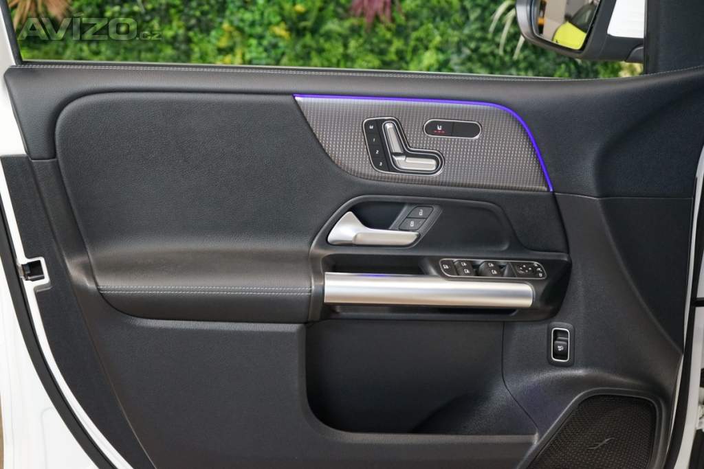 Foto inzerátu Mercedes-Benz 220*4M*PANO*NEZ.TOP*360*LED*