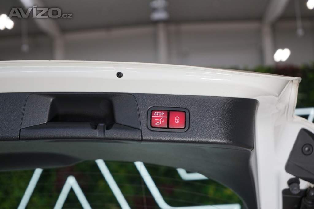 Foto inzerátu Mercedes-Benz 220*4M*PANO*NEZ.TOP*360*LED*