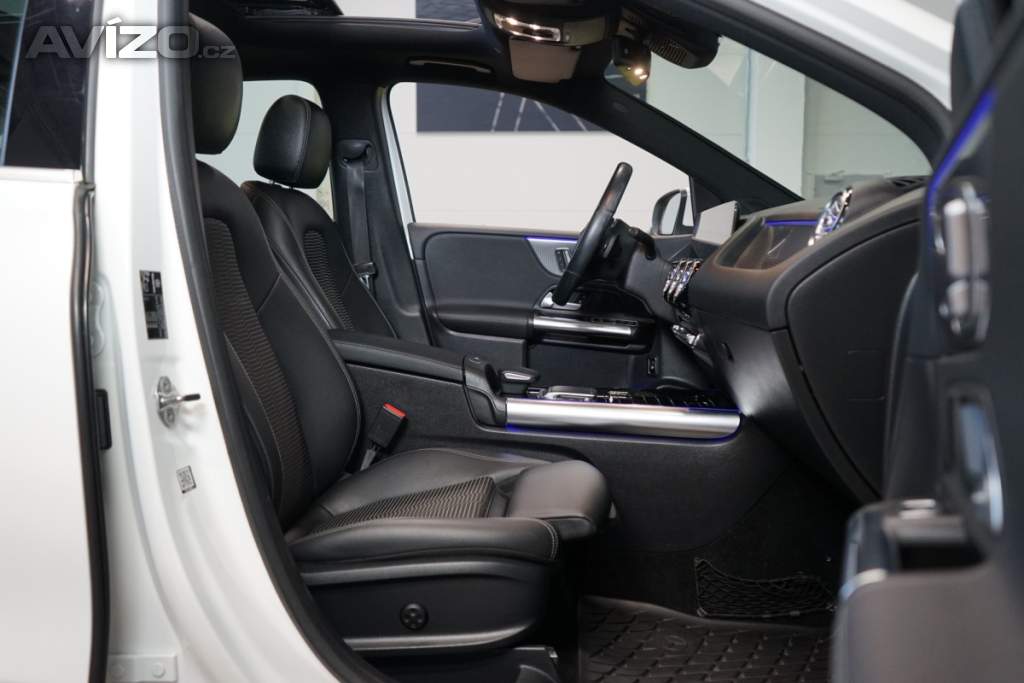 Foto inzerátu Mercedes-Benz 220*4M*PANO*NEZ.TOP*360*LED*